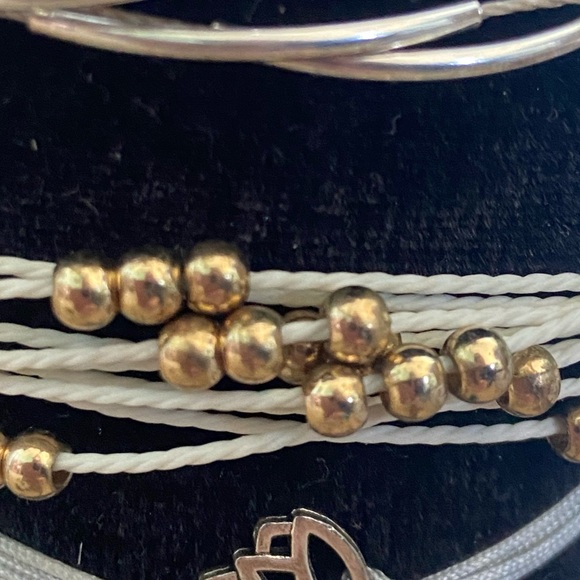 - Set of 3 String Bracelet Cream Pura Vida - Picture 4 of 5